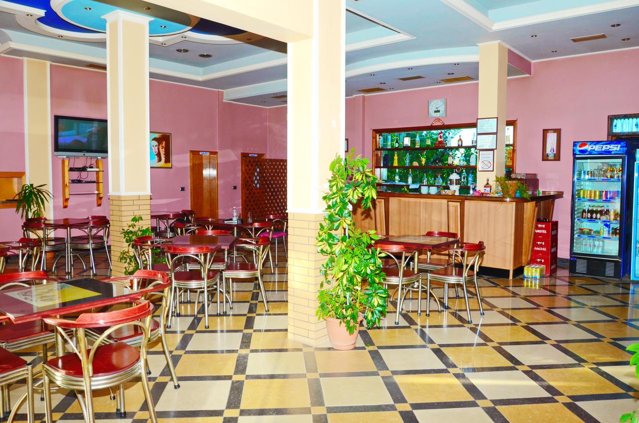 Hotel Gjeli Fier Buitenkant foto