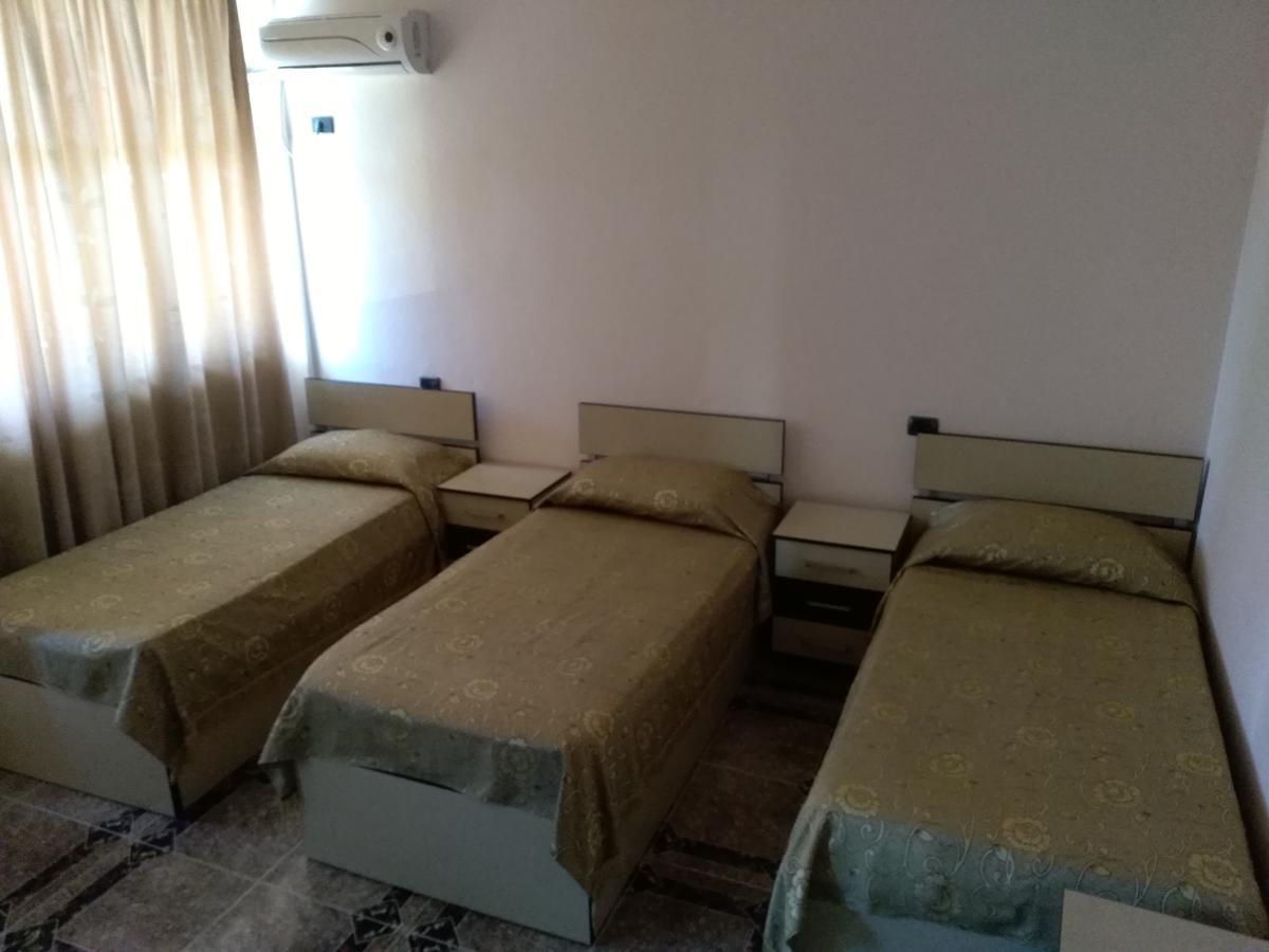 Hotel Gjeli Fier Buitenkant foto